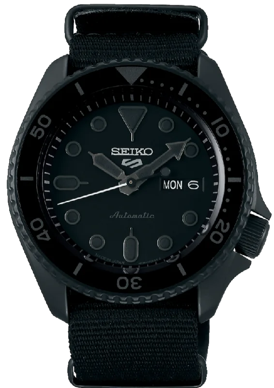 Seiko 5 Sports Street Style Automatic SBSA025