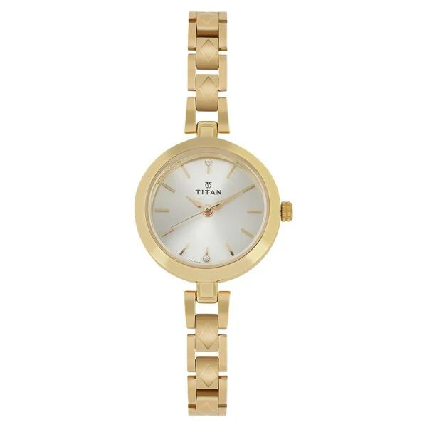 Titan Quartz Analog Watch for Women nm2598ym01